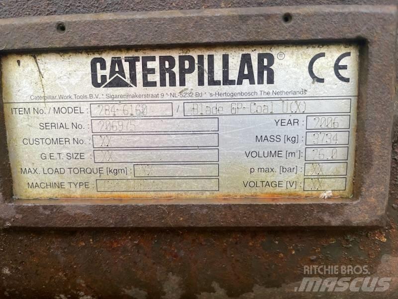 CAT D8 삽날