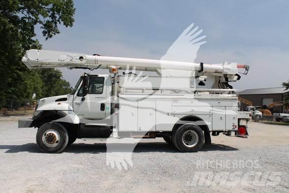 Altec AM855 트럭 탑재 고소작업대