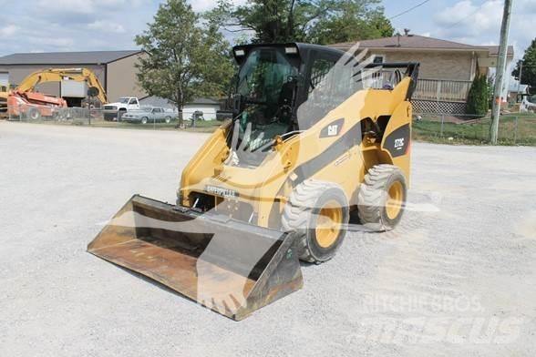 CAT 272C  스키드로더