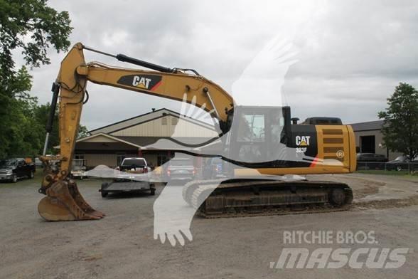 CAT 323FL 대형 굴삭기 29톤 이상