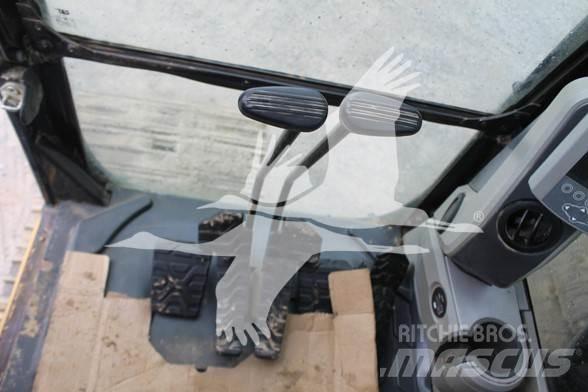 CAT 323FL 대형 굴삭기 29톤 이상