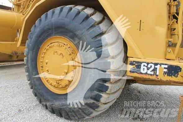 CAT 621F 스크레이퍼