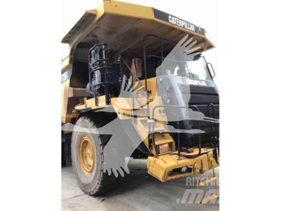CAT 775F 연결식 홀러