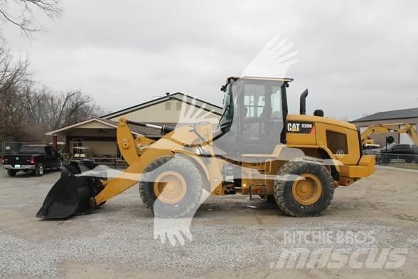 CAT 938M  휠로우더