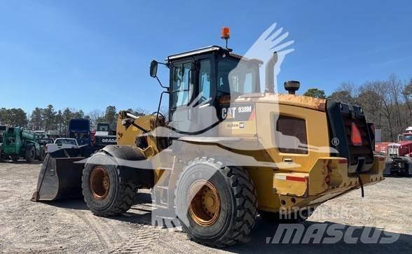 CAT 938M  휠로우더
