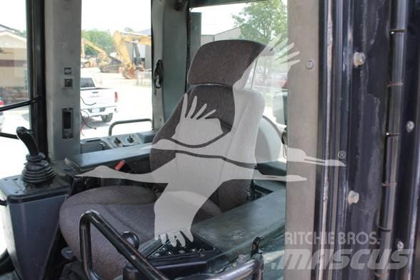 CAT 953C 궤도식 로우더