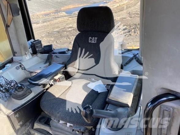 CAT D9T 크롤러 도저