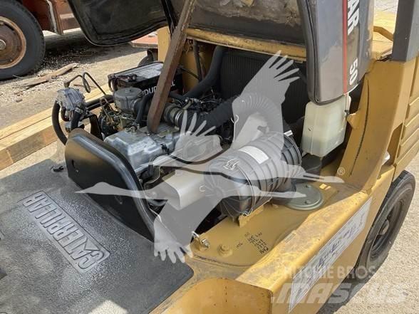 CAT GP25 디젤 지게차