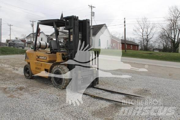 CAT GP40 디젤 지게차
