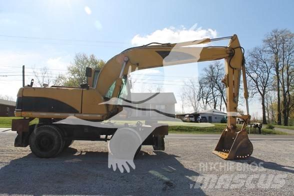 CAT M318C  휠 굴삭기