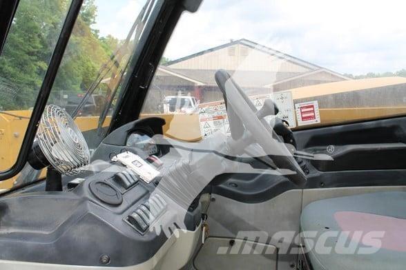 CAT TH407C 텔러 핸들러