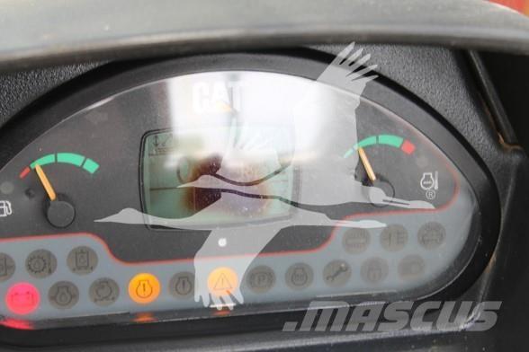 CAT TH407C 텔러 핸들러