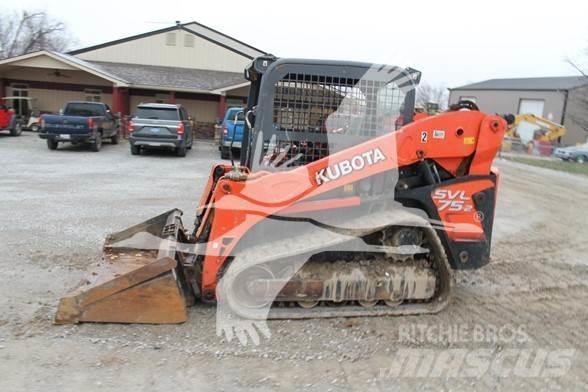 Kubota SVL75-2  스키드로더