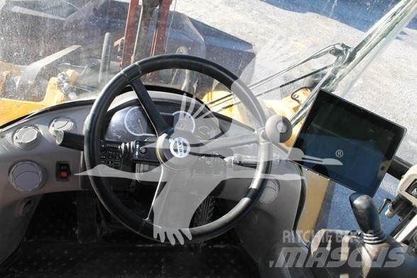 Volvo L220H  휠로우더