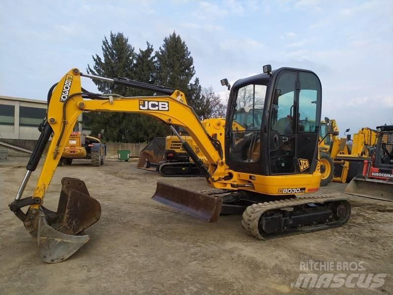 JCB 8030 ZTS 소형 굴삭기 7톤 미만