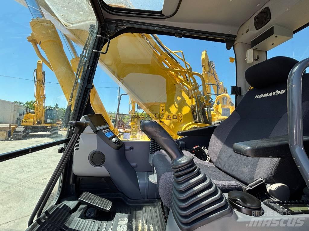 Komatsu HB365NLC-3 대형 굴삭기 29톤 이상