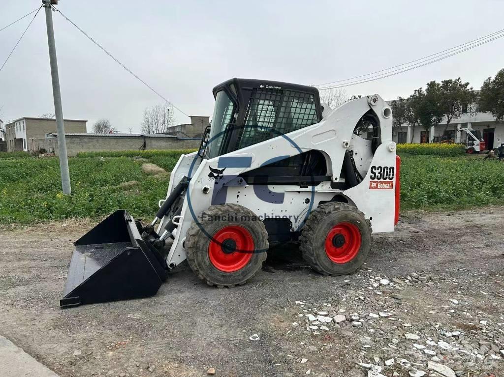 Bobcat S 330  스키드로더