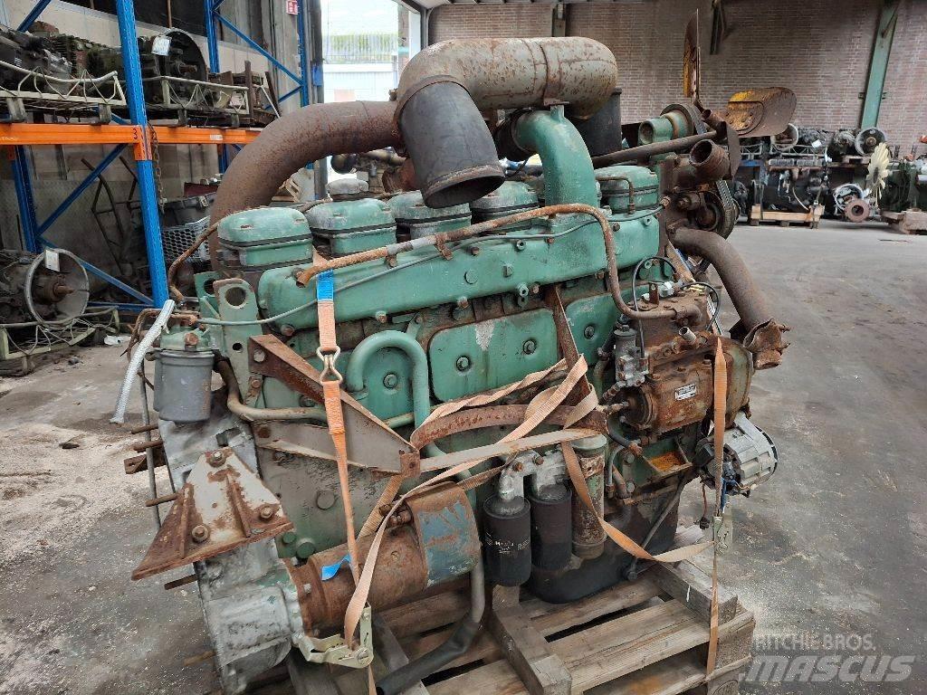 Volvo TD100A 엔진