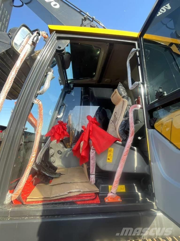 Volvo EC300 대형 굴삭기 29톤 이상