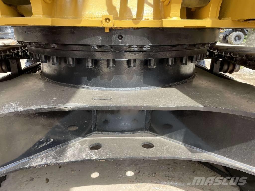 CAT 320D2 대형 굴삭기 29톤 이상