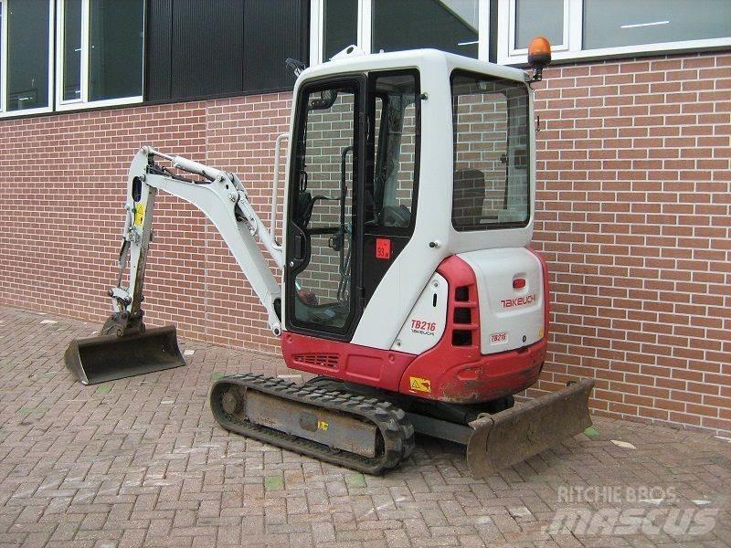 Takeuchi TB216 소형 굴삭기 7톤 미만