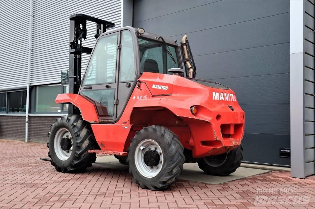 Manitou M 26.4 험지용 트럭