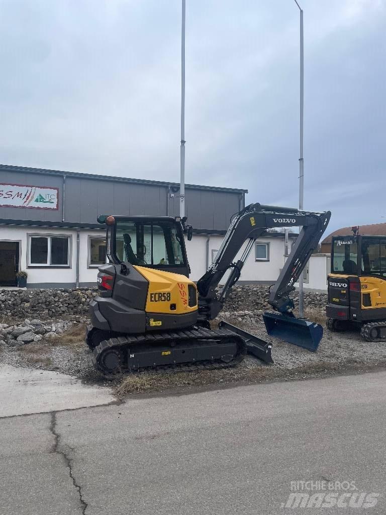 Volvo ECR 58 F 소형 굴삭기 7톤 미만