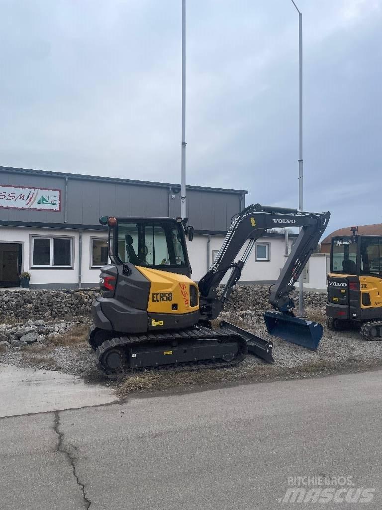 Volvo ECR 58 F 소형 굴삭기 7톤 미만
