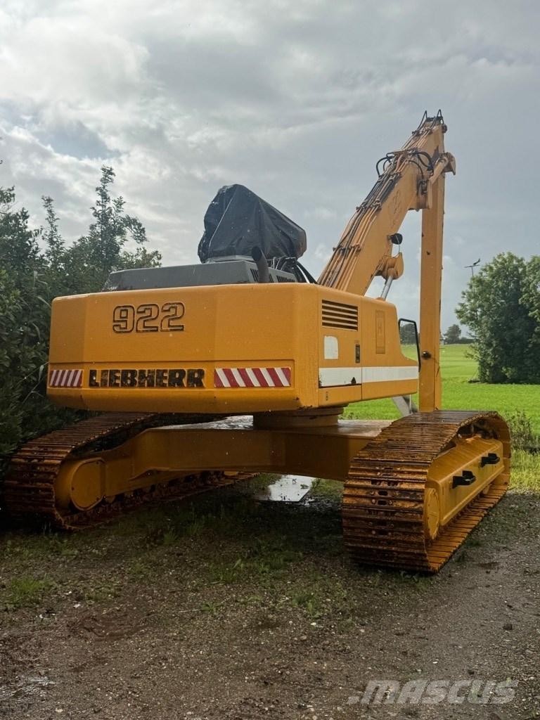 Liebherr 922 폐기물/산업 처리기