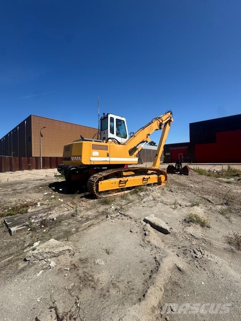 Liebherr 922 폐기물/산업 처리기