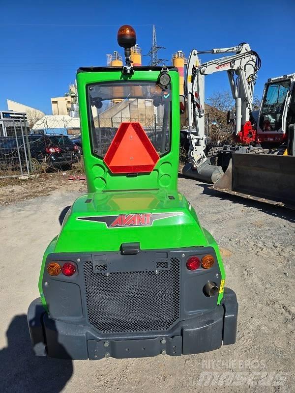 Avant 755 i  스키드로더