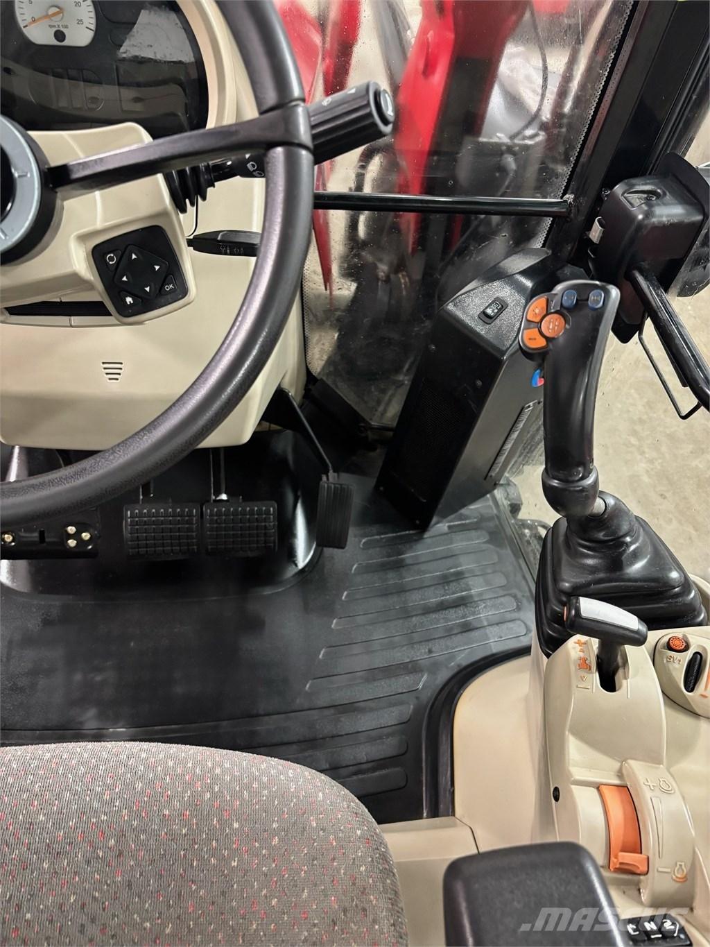 Massey Ferguson 5610 트랙터