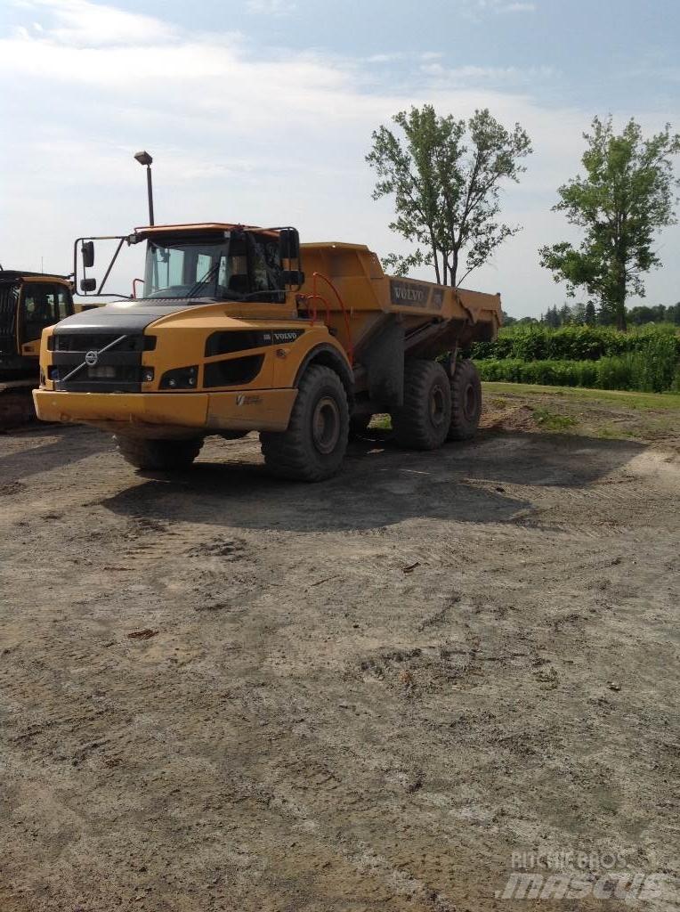 Volvo A30G 연결식 홀러