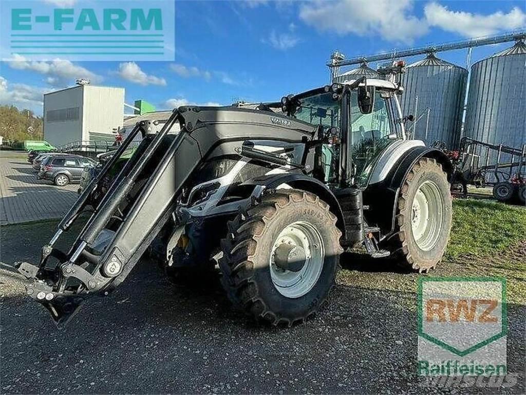Valtra t215d 트랙터