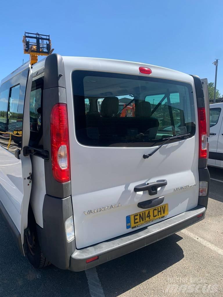 Vauxhall Vivaro 기타