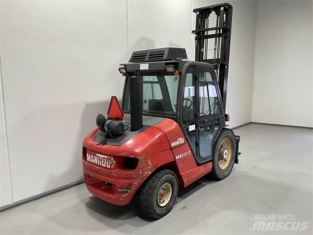 Manitou MSI 35T 험지용 트럭