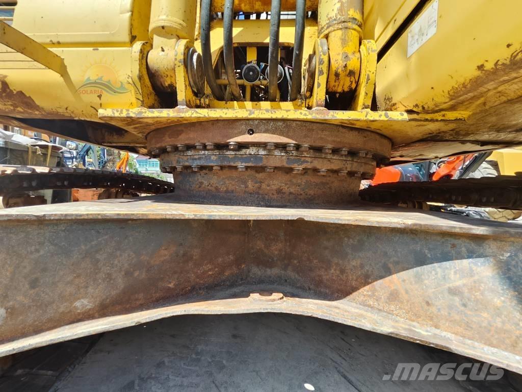 Komatsu PC 240 LC-7 대형 굴삭기 29톤 이상