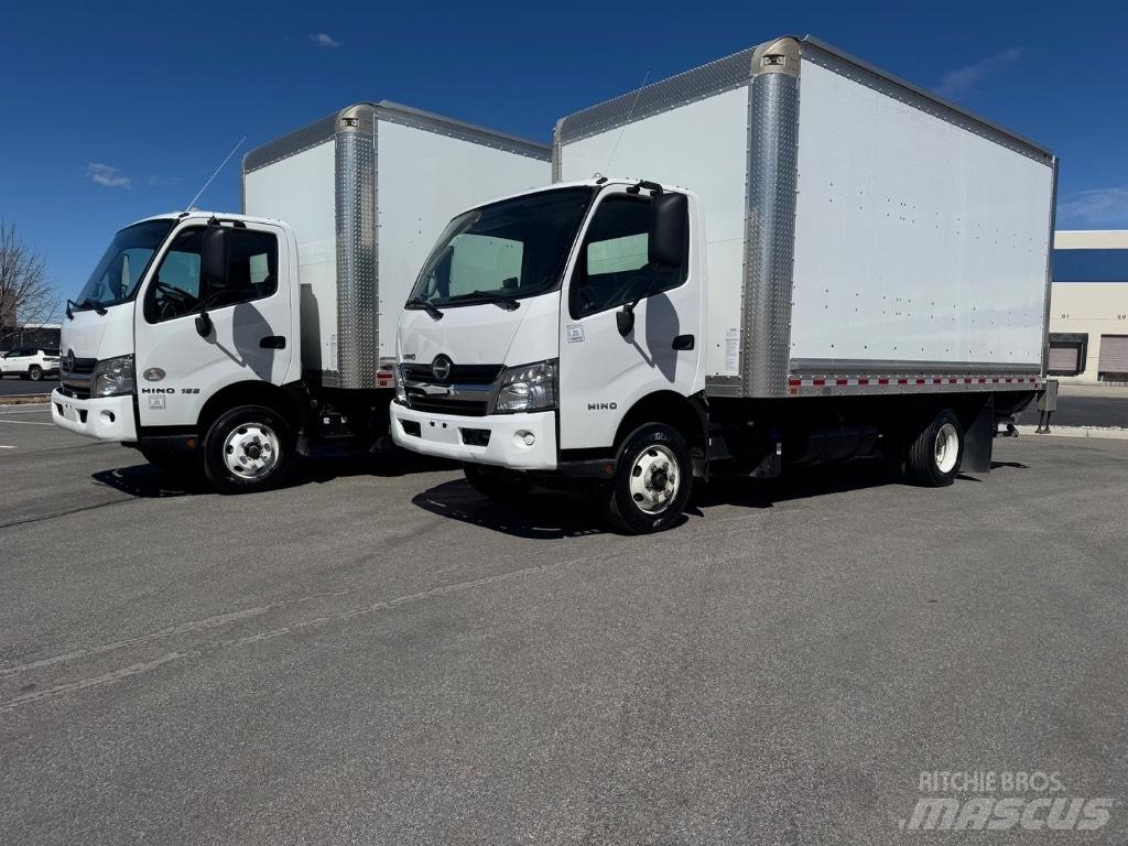 Hino 155 패널 화물차