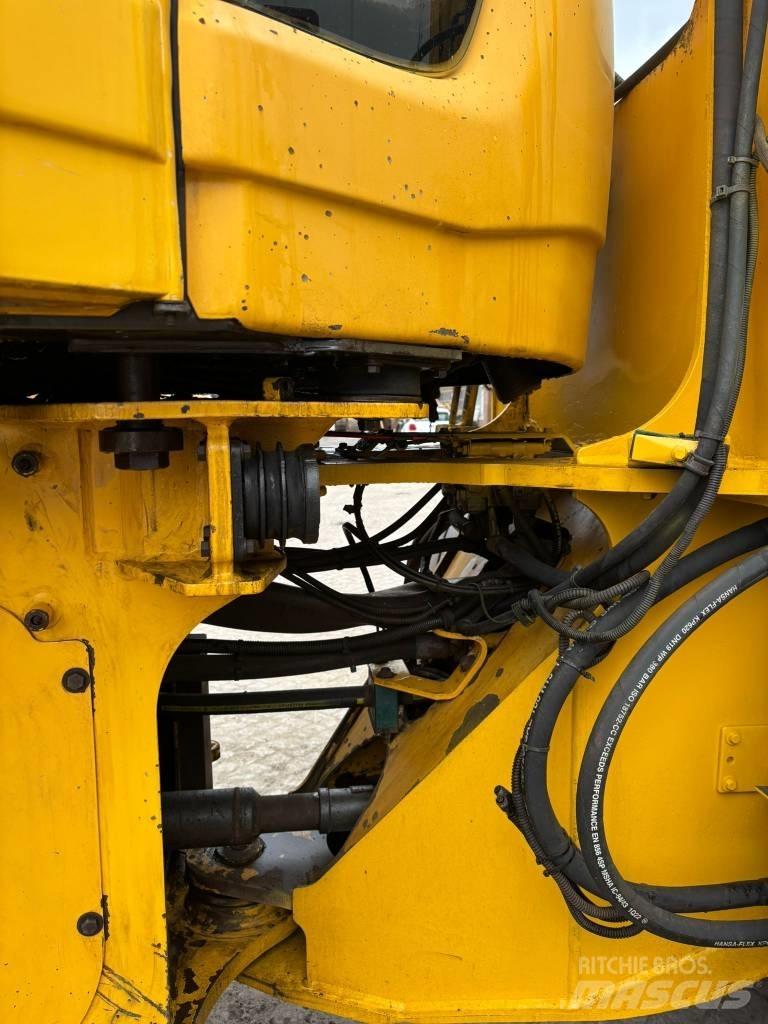 Volvo L 70 F  휠로우더