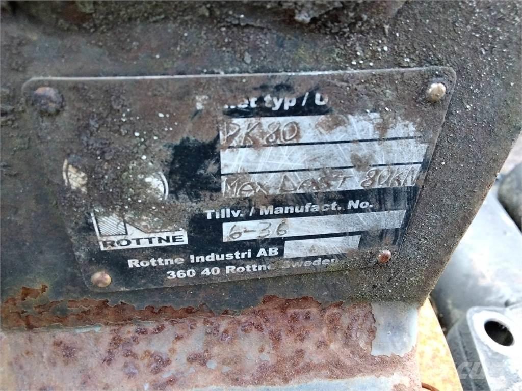 Rottne RK80 포워더 크레인