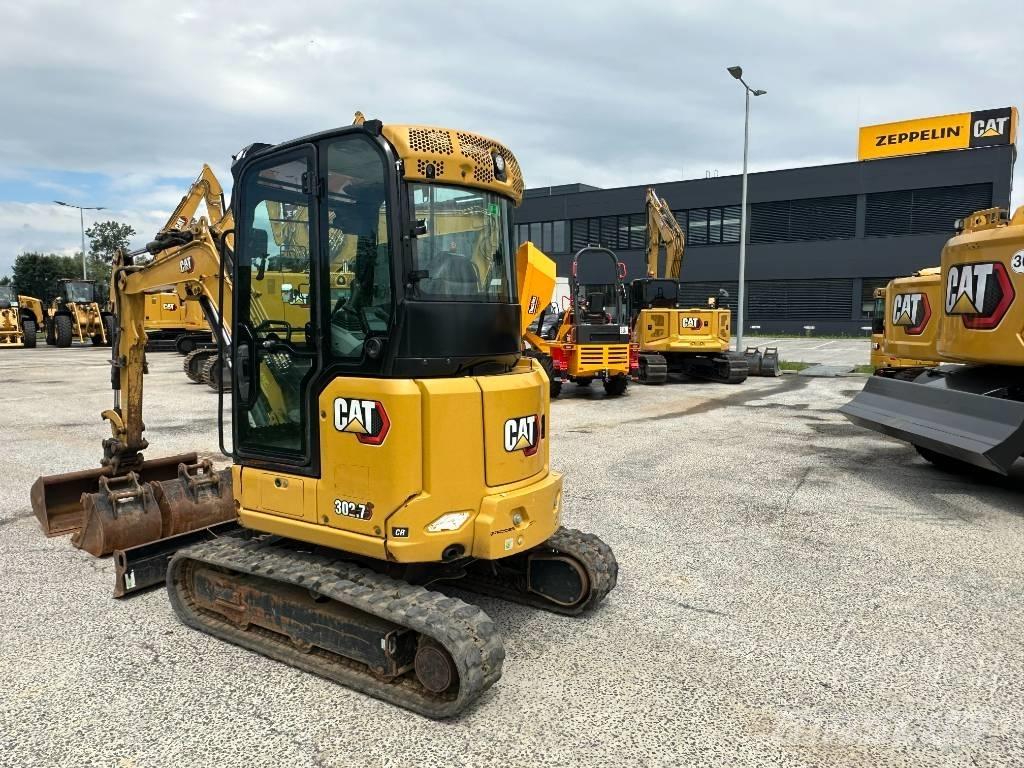 CAT 302.7 소형 굴삭기 7톤 미만