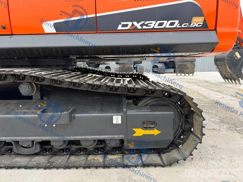 Doosan DX 300 LC-9C 대형 굴삭기 29톤 이상
