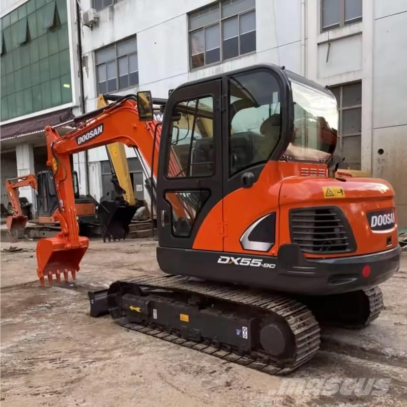 Doosan DX55-9C 소형 굴삭기 7톤 미만