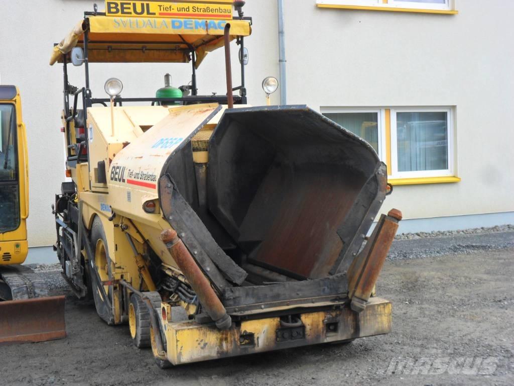 Demag DF 65 P 아스팔트 포장장비