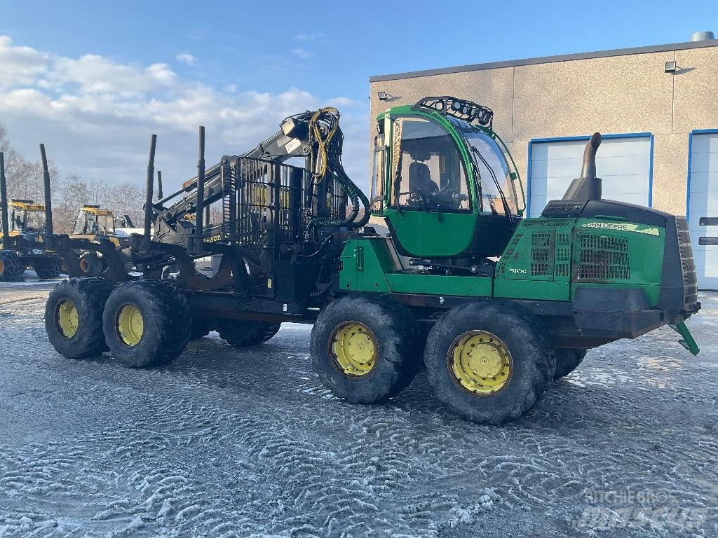 John Deere 1510G 원목 포워더