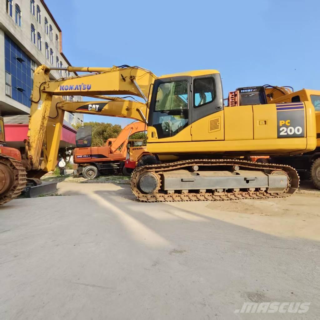 Komatsu PC 200-7 대형 굴삭기 29톤 이상