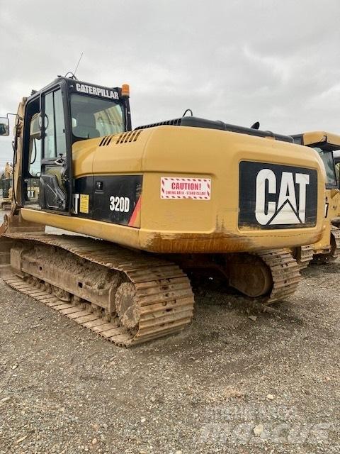 CAT 320 D L 대형 굴삭기 29톤 이상