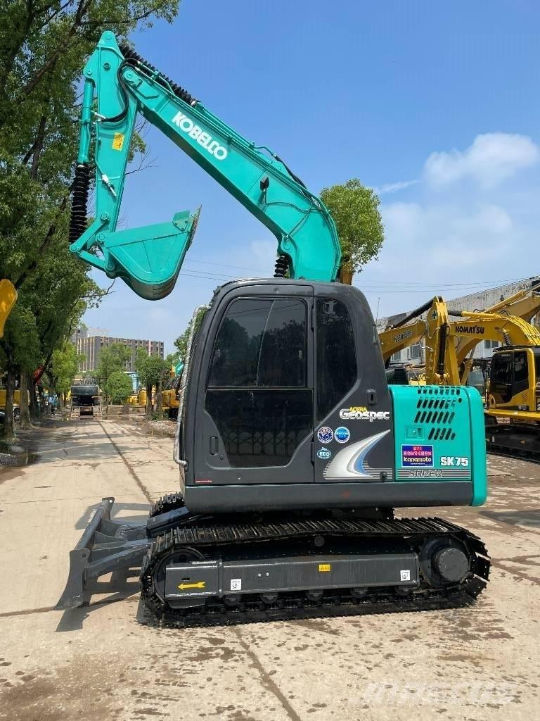 Kobelco SK 75 소형 굴삭기 7톤 미만