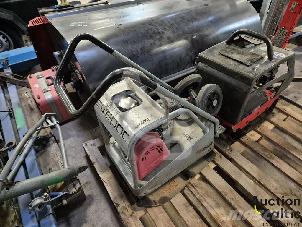 Swepac F.90A 진동롤러