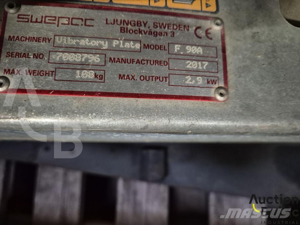 Swepac F.90A 진동롤러